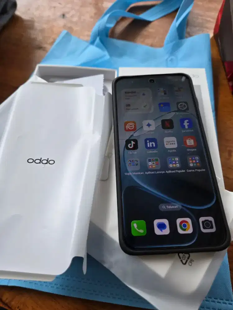 Oppo A6  Pro 5G