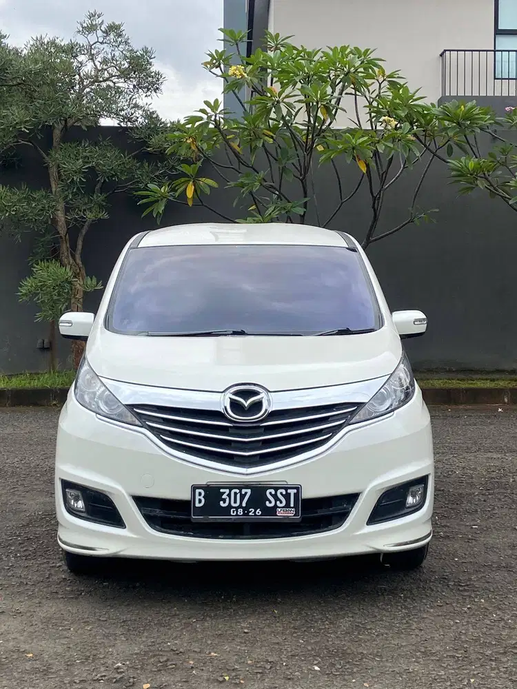 Mazda Biante 2.0 Skyactive