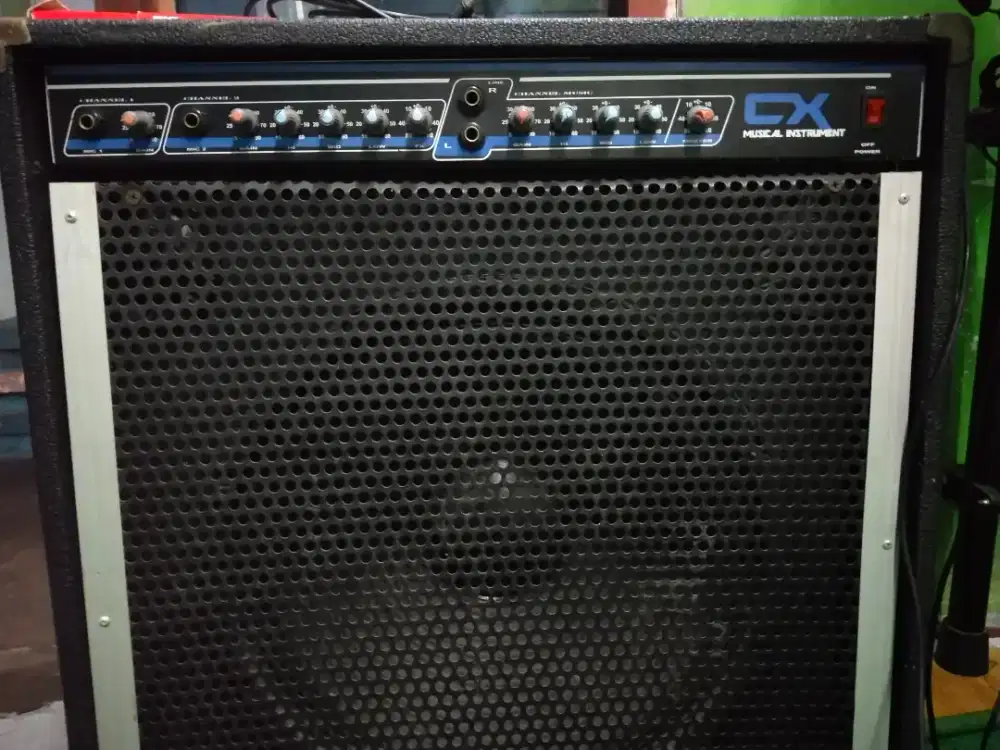 Speaker aktif  Music Instrumental