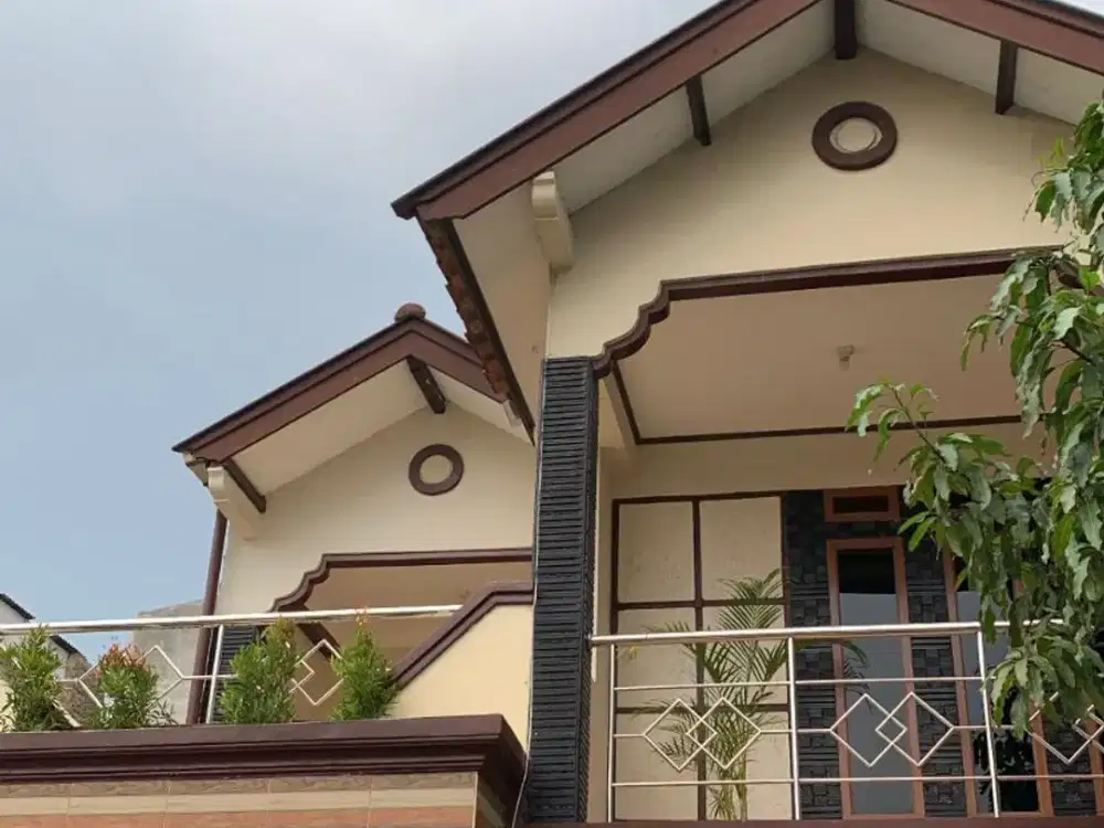 Dijual Rumah di Komplek Batu Karut Regency Banjaran