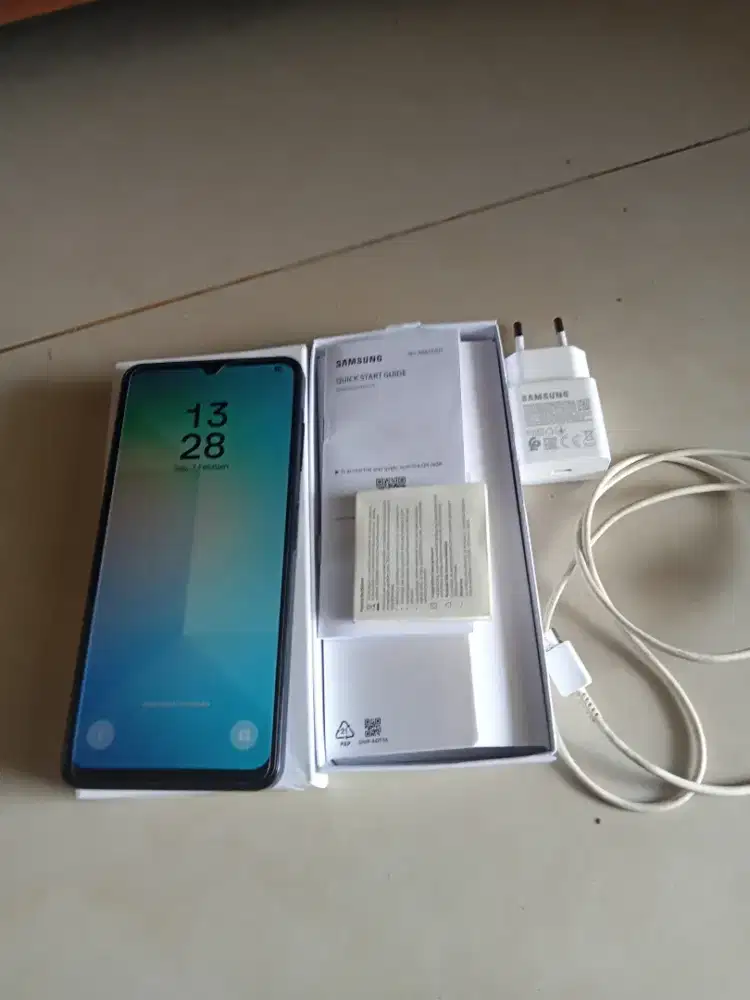 Jual cepat Samsung A06 4/64