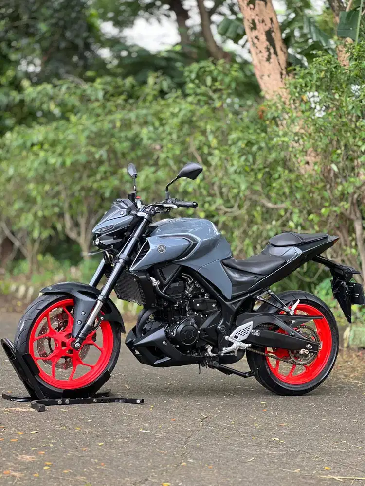 YAMAHA NEW MT25 GREY 2021 KM RENDAH PAJAK PANJANG RASA BARU