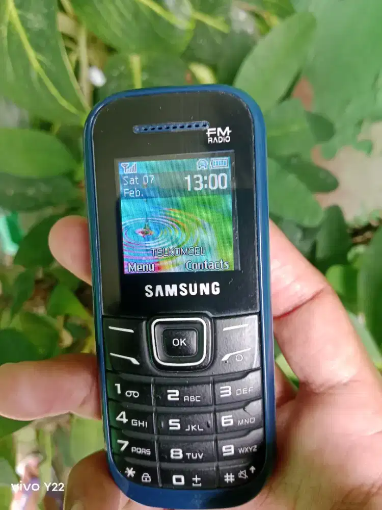 SAMSUNG GT-E 1200Y (Jadul)
