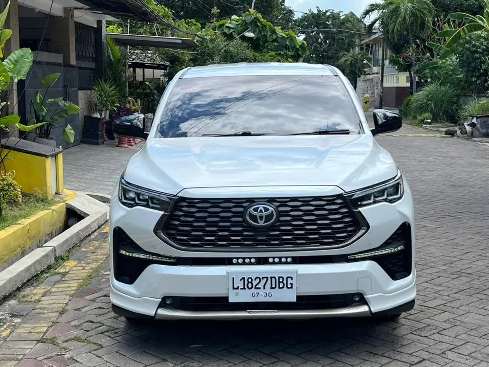 LOW KM 25rb - TOYOTA INNOVA ZENIX BENSIN 2.0 V MODELLISTA 2023 MATIC