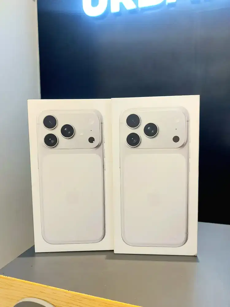 Iphone 17 pro silver garansi ibox