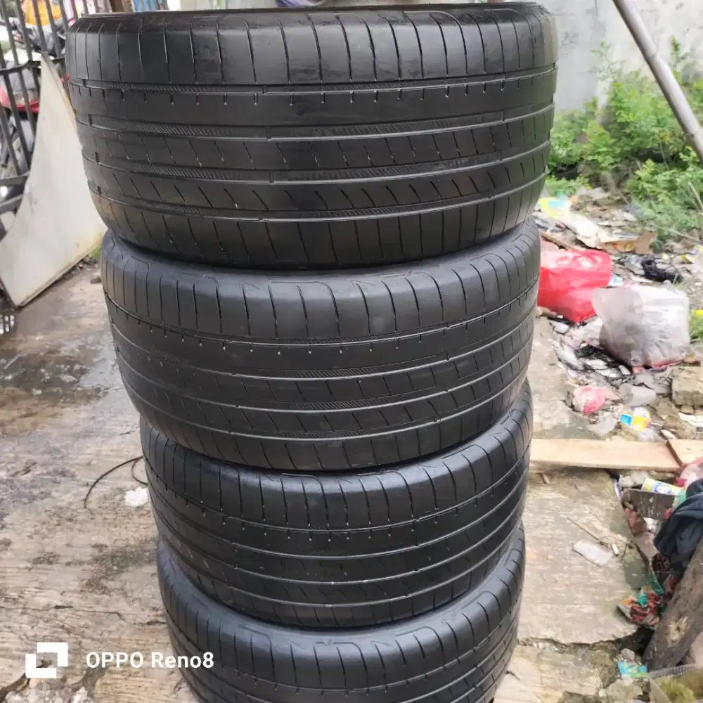 4ban Mercy BMW 275/35/R19 Goodjyear Eagle F1 Asymmetric 90% 2023/2022