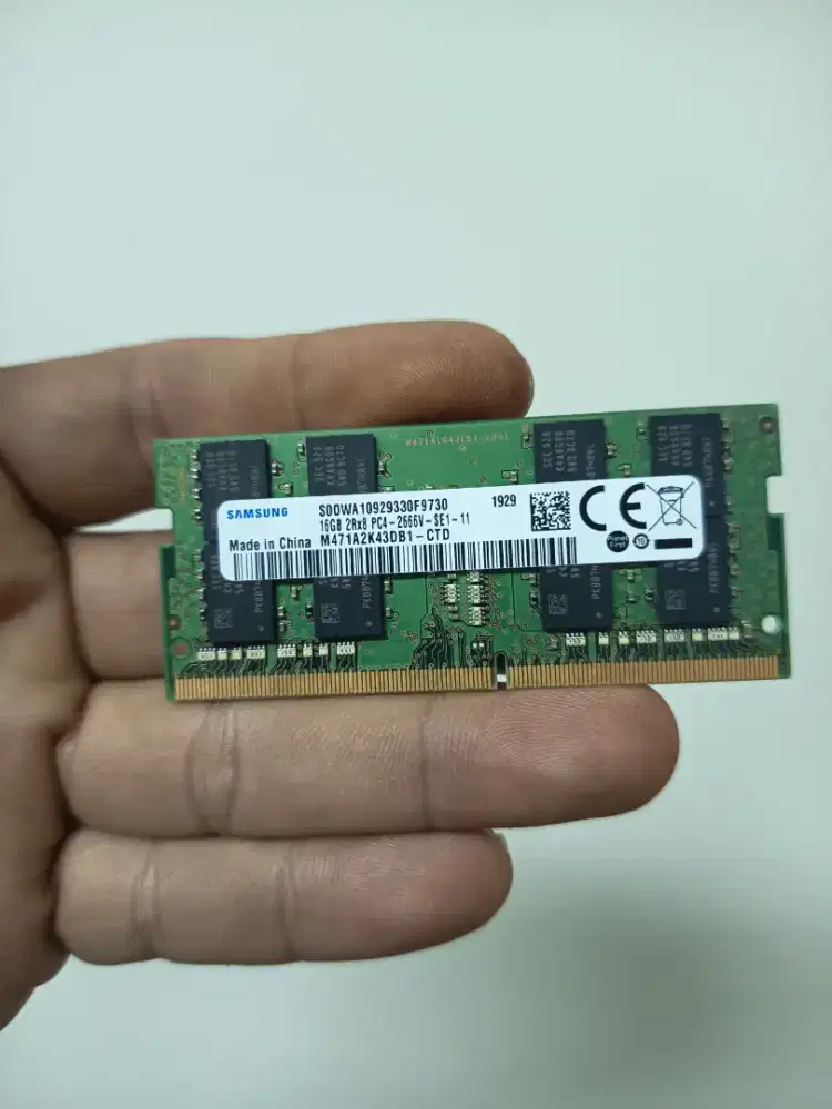 Beli RAM DDR4 8GB Dan 16GB , SSD NVMe 256GB