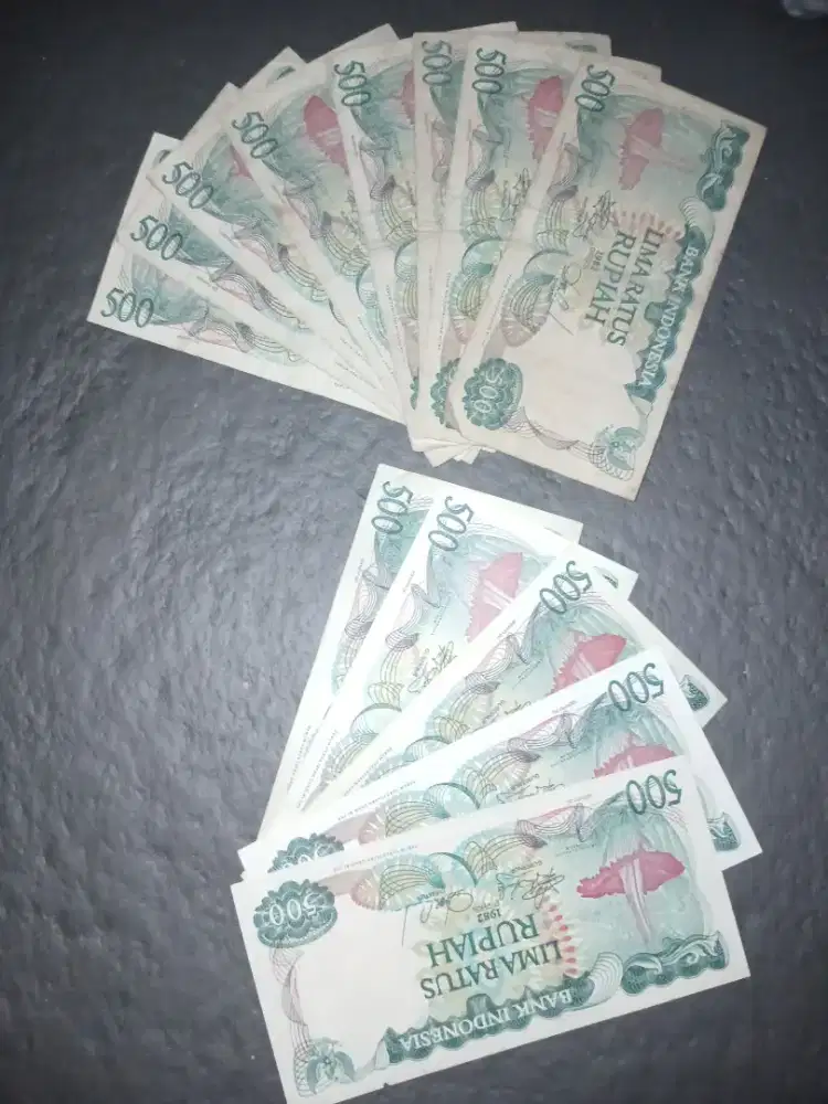 Uang kuno antik kertas