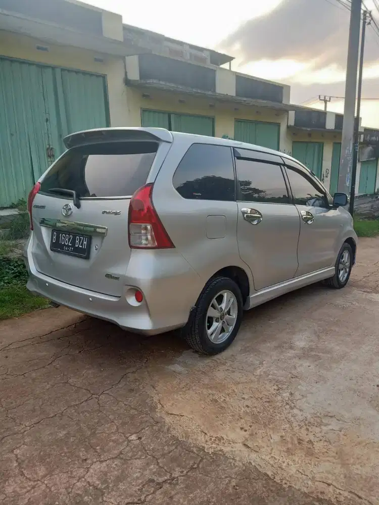 Avanza Veloz 2012