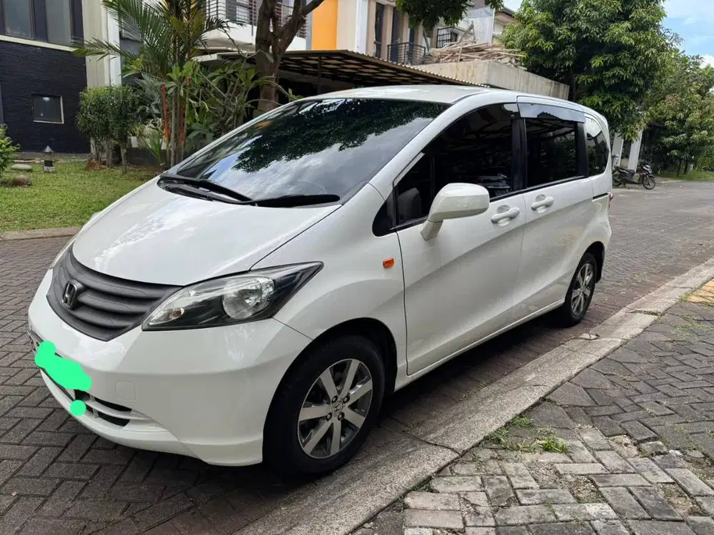Jual Honda Freed Murah Bagus Tahun 2012