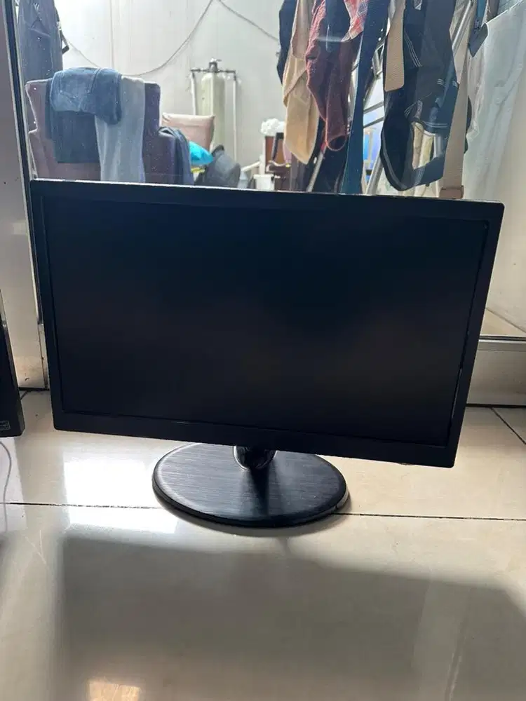 TV Monitor LG 19inch