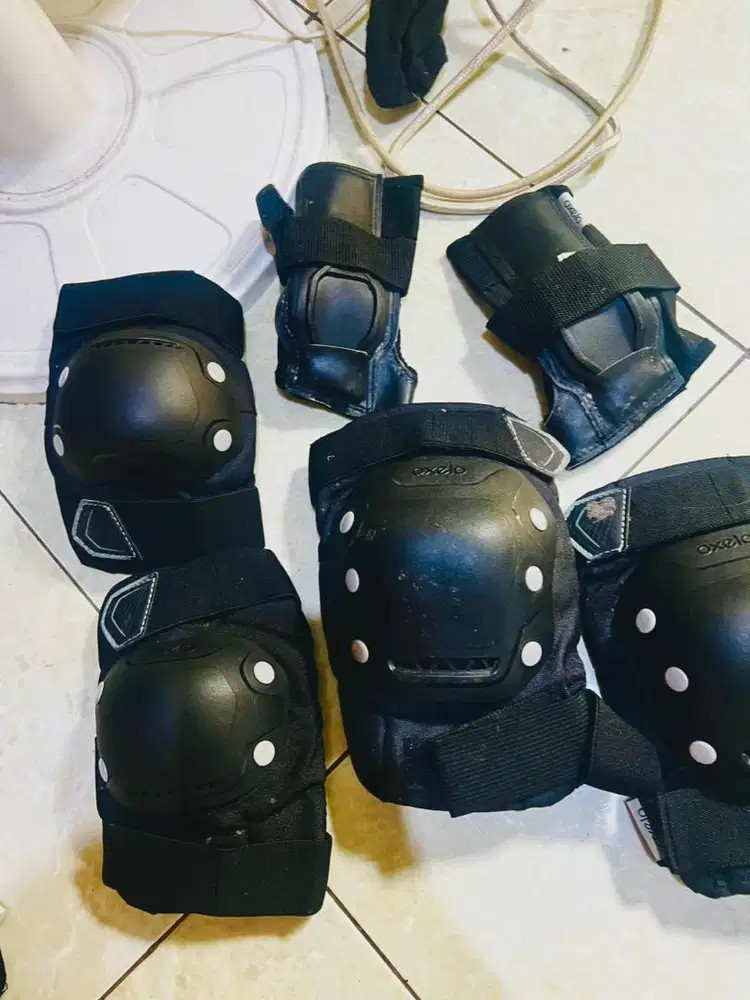 Decathlon OXELO Set Pelindung Sepatu Roda Dewasa, Original Oxelo