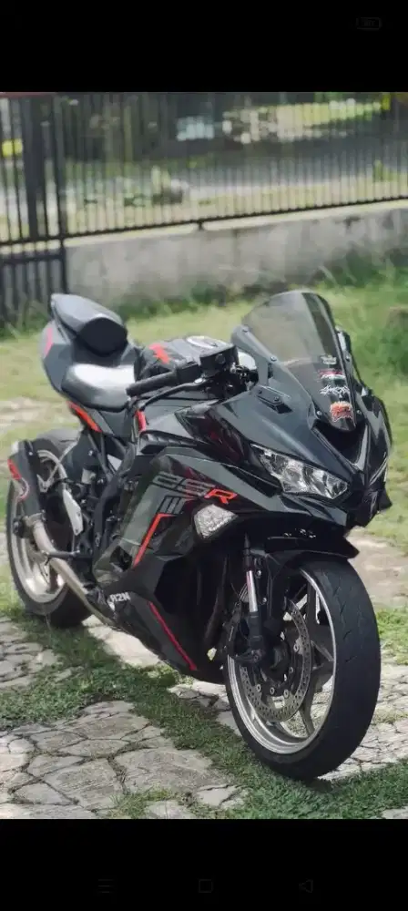 Zx 25rr non abs 2022
