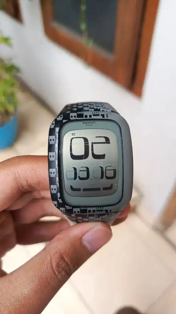 Jam Tangan Swatch Digital Touch Screen Skull SURB101 - 2012 Swiss Made