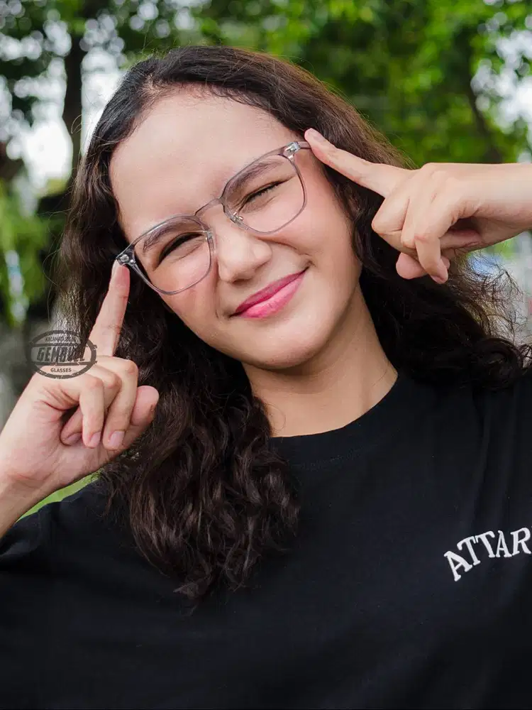 Gembull Glasses - Kacamata Kotak Bernosepad Ringan Lentur - Ananya 04