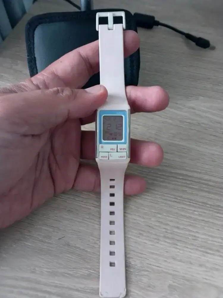 CASIO LDF-51 WATCH PUTIH