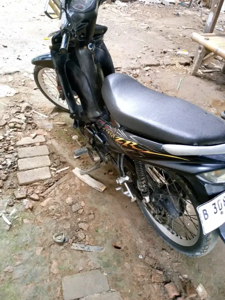 Jual motor Vega ZR tahun 2011 net 3.2 jta