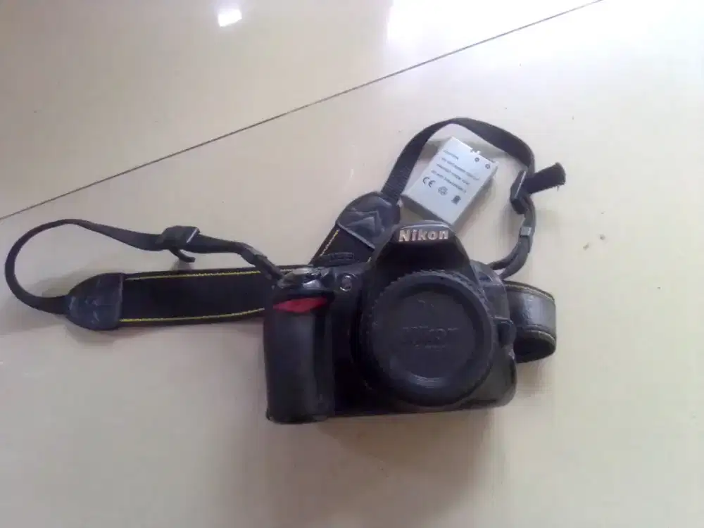 Nikon d3100 body only