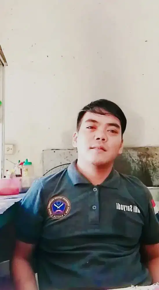 Mencari kerjaan apaun itu yang penting halal