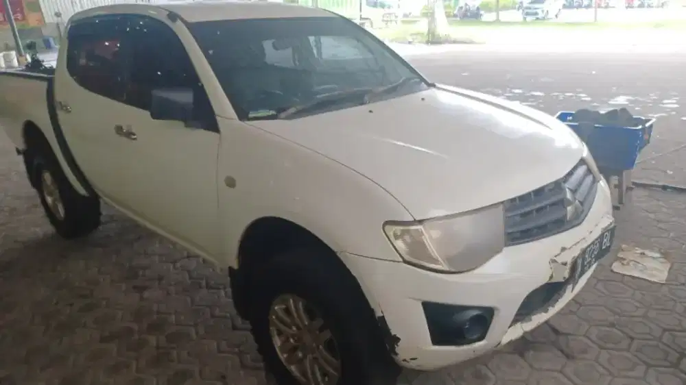 Triton glx 2.8 injeksi