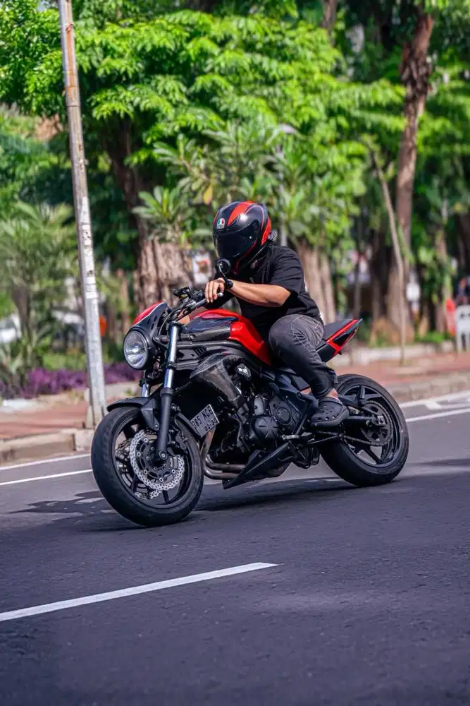 Kawasaki ER6N Km rendah siap pakai