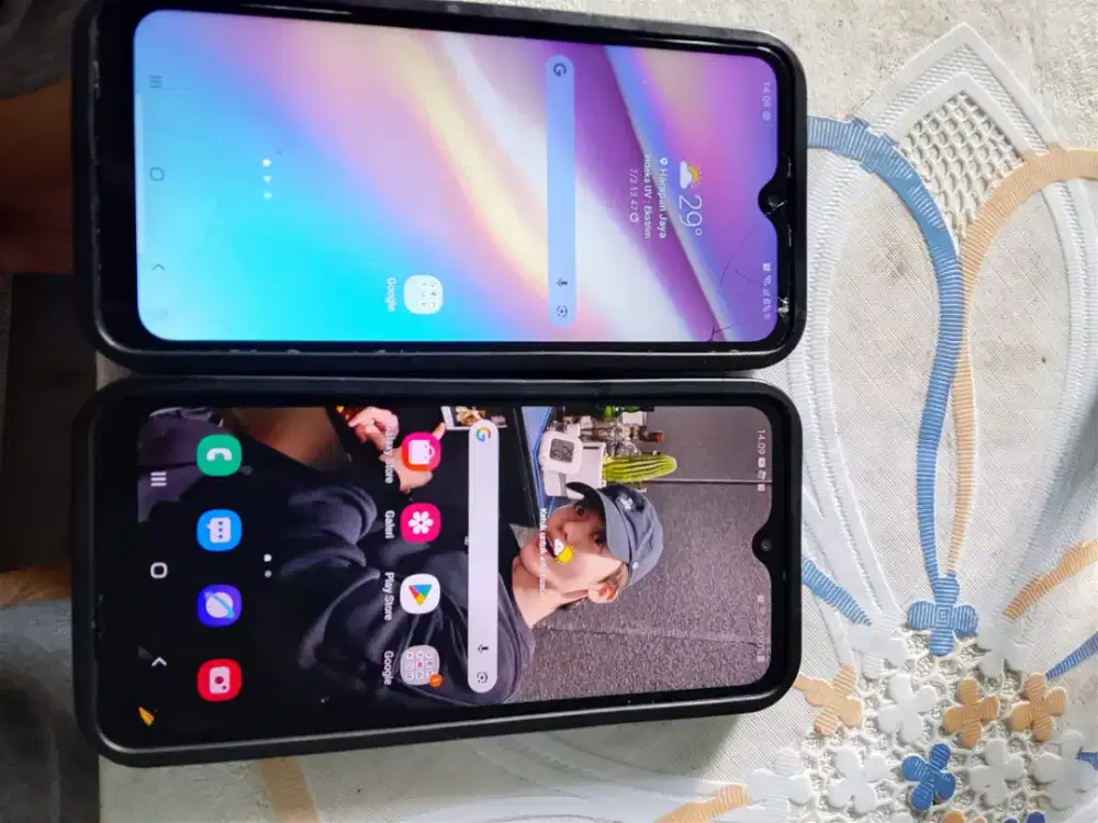 Jual hp Samsung A10s 2barang 1juta