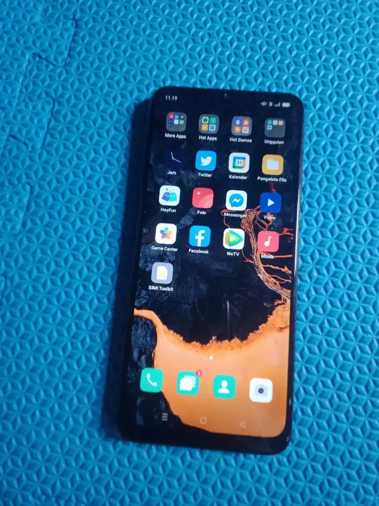 Opo a16 ram 6/128 batangan (masih orian) lecet pemakaian aja.