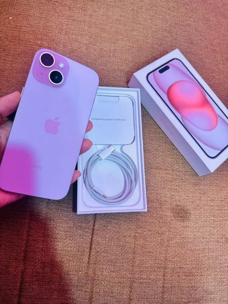 Iphone 15 128gb pink garansi ibox