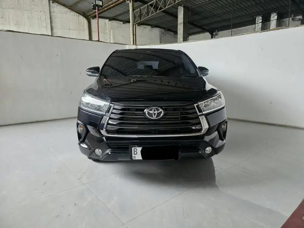 Low Km 23rban Toyota Innova G 2.4 diesel AT ( Matic ) 2024 Hitam Mulus