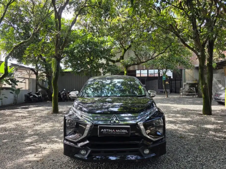 Mitsubishi Xpander 1.5 Ultimate AT Matic 2019 Hitam ASTINA MOBIL