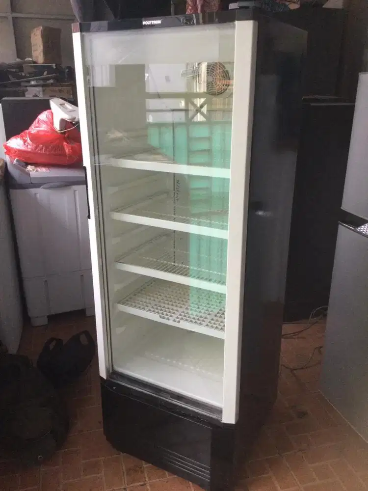 Showcase Ukuran 180 L Merk POLYTRON