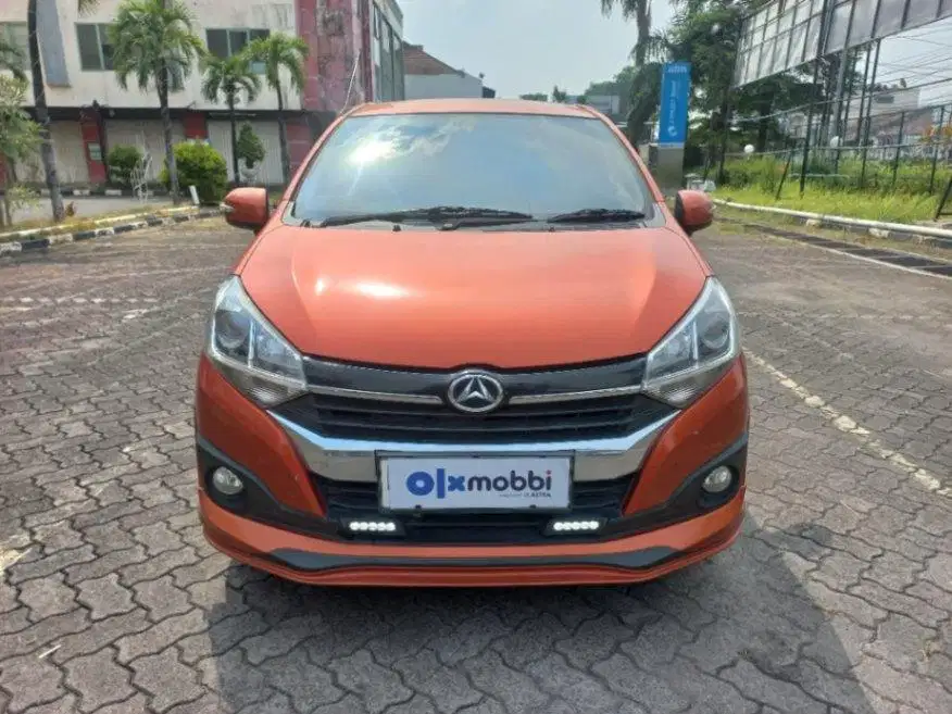 DP MURAH - Daihatsu Ayla 1.2 R Bensin MT 2019 Orange