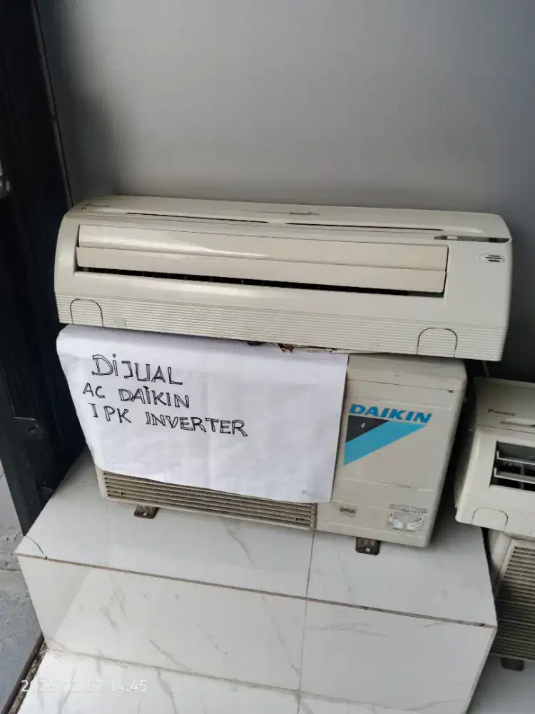Dijual AC Daikin inverter
