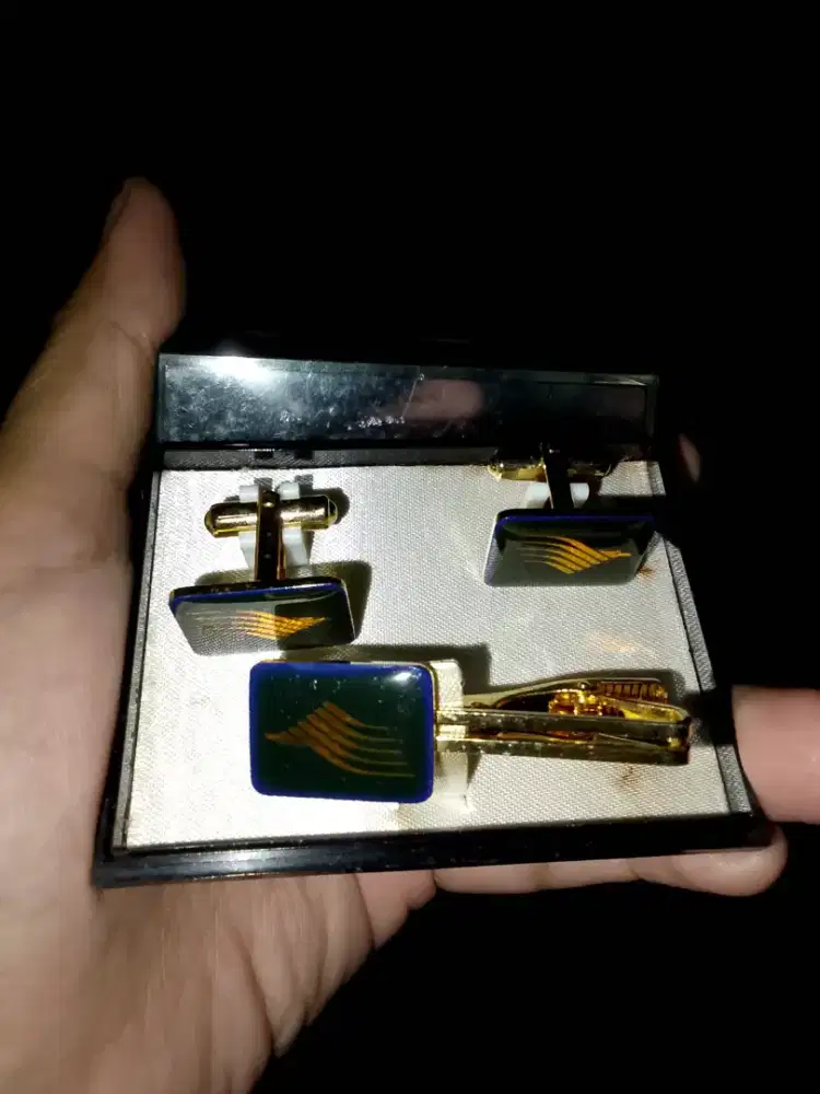 Pin Dasi Garuda Airlines