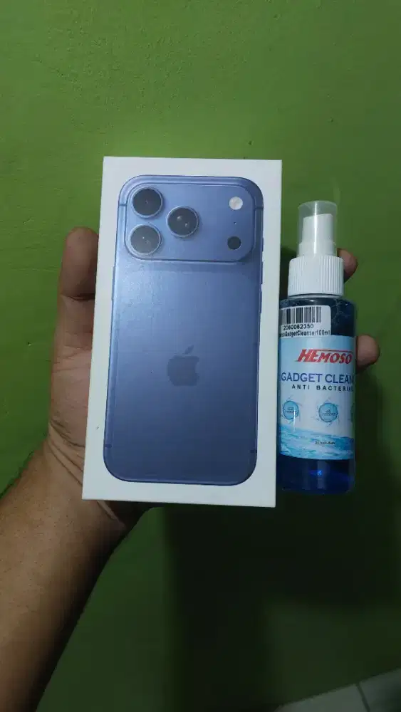 DI JUAL HP IP 17 PRO I BOX