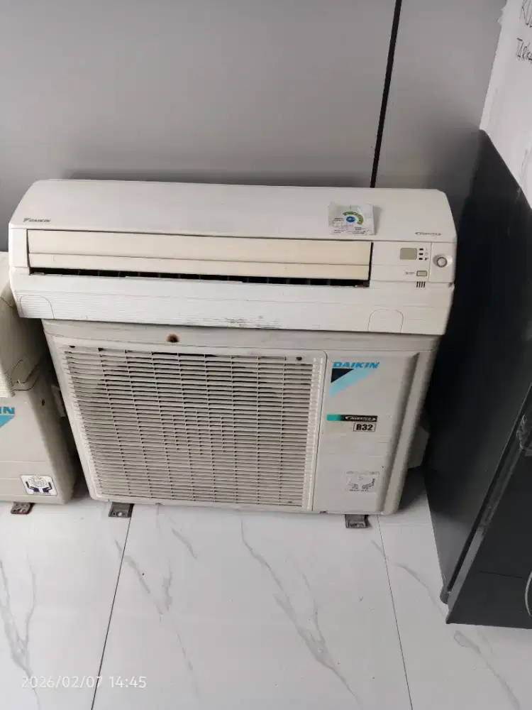 AC Daikin 1 pk inverter