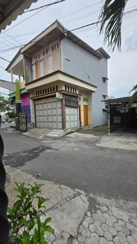 Tanah Ukuran 3x10 Pribadi Cocok untuk Usaha Warung Madura