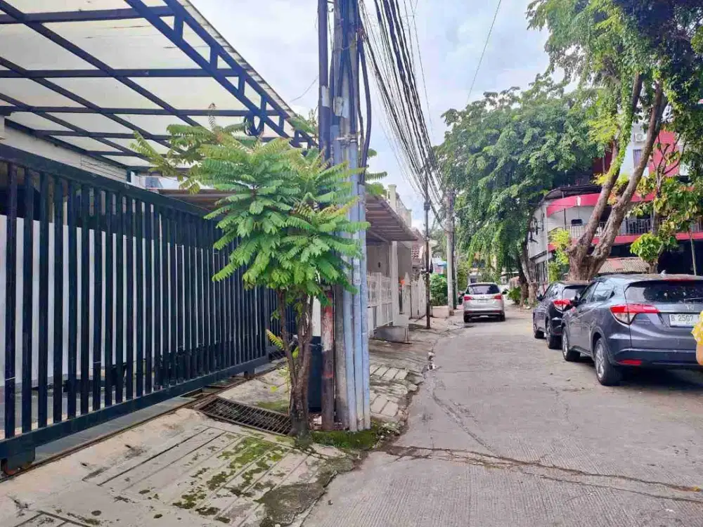 DIJUAL CEPAT RUMAH KOST 3 LANTAI SUNTER