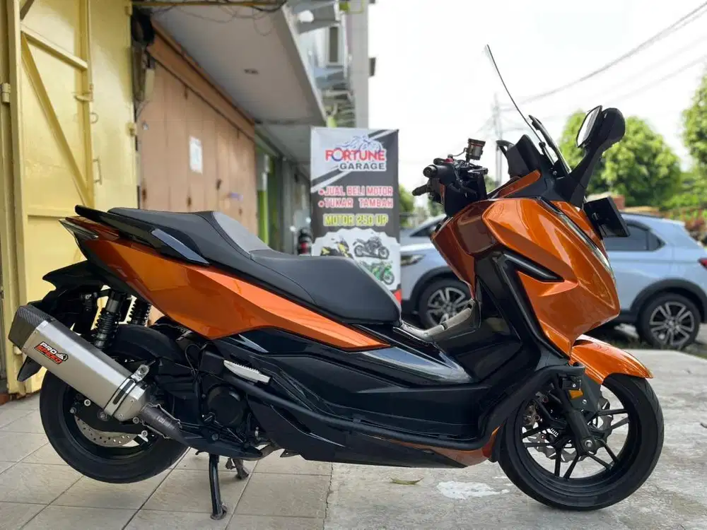 HONDA FORZA 250 ABS LEO VINCE 2019 PUTIH BIRU FULL MODS XMAX