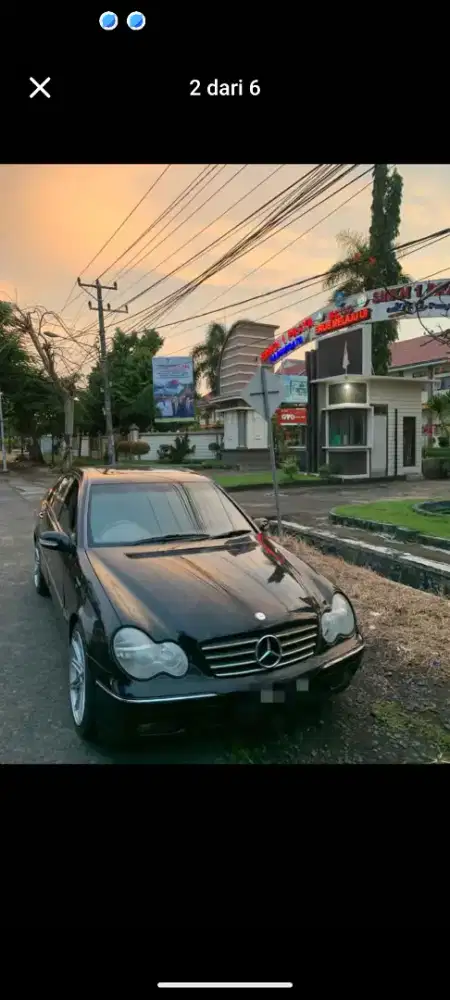 Mercedes Benz c240 w203 hitam