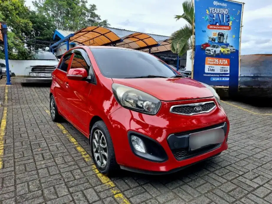 Pajak Panjang - KIA Picanto 1.2 Bensin M/T 2012 MERAH