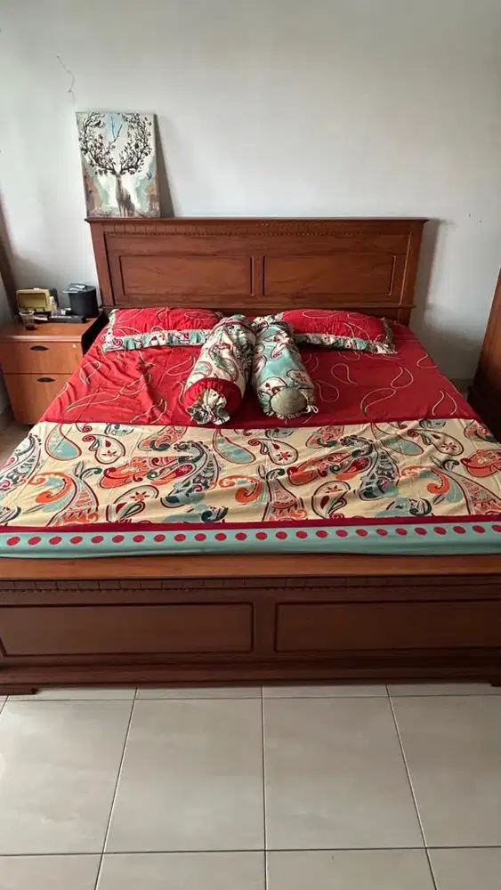 Di Jual satu set Ranjang-kasur-lemari pakaian