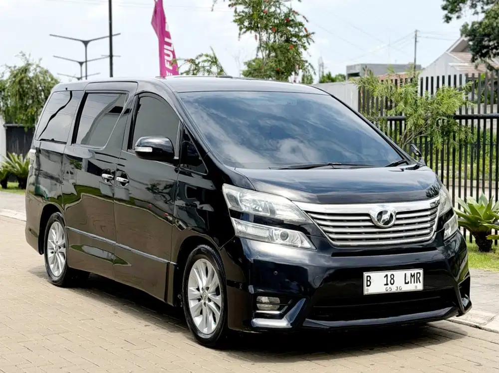 Toyota Vellfire 2011 Bensin