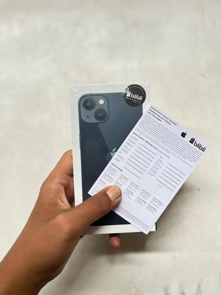 New iphone 13 128 midnight