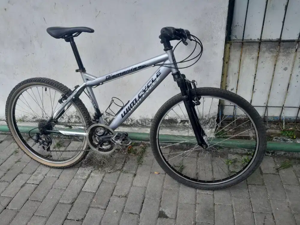 Sepeda Wimcycle Diamante Ukuran 26 Siap Gowes