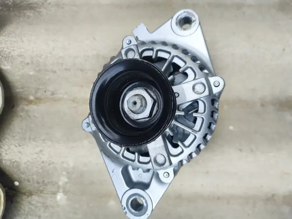 Dinamo ampere/alternator innova lama (bensin)