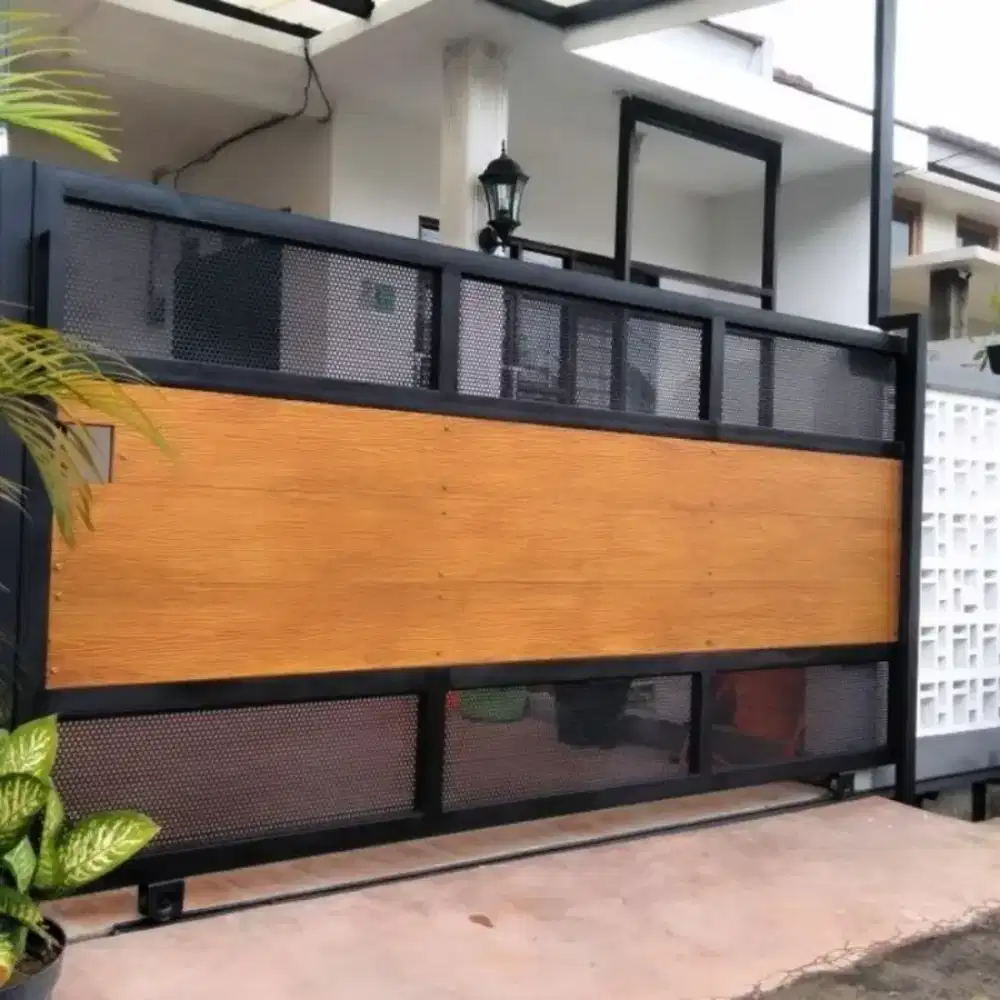 Pagar grc kombinasi hollo