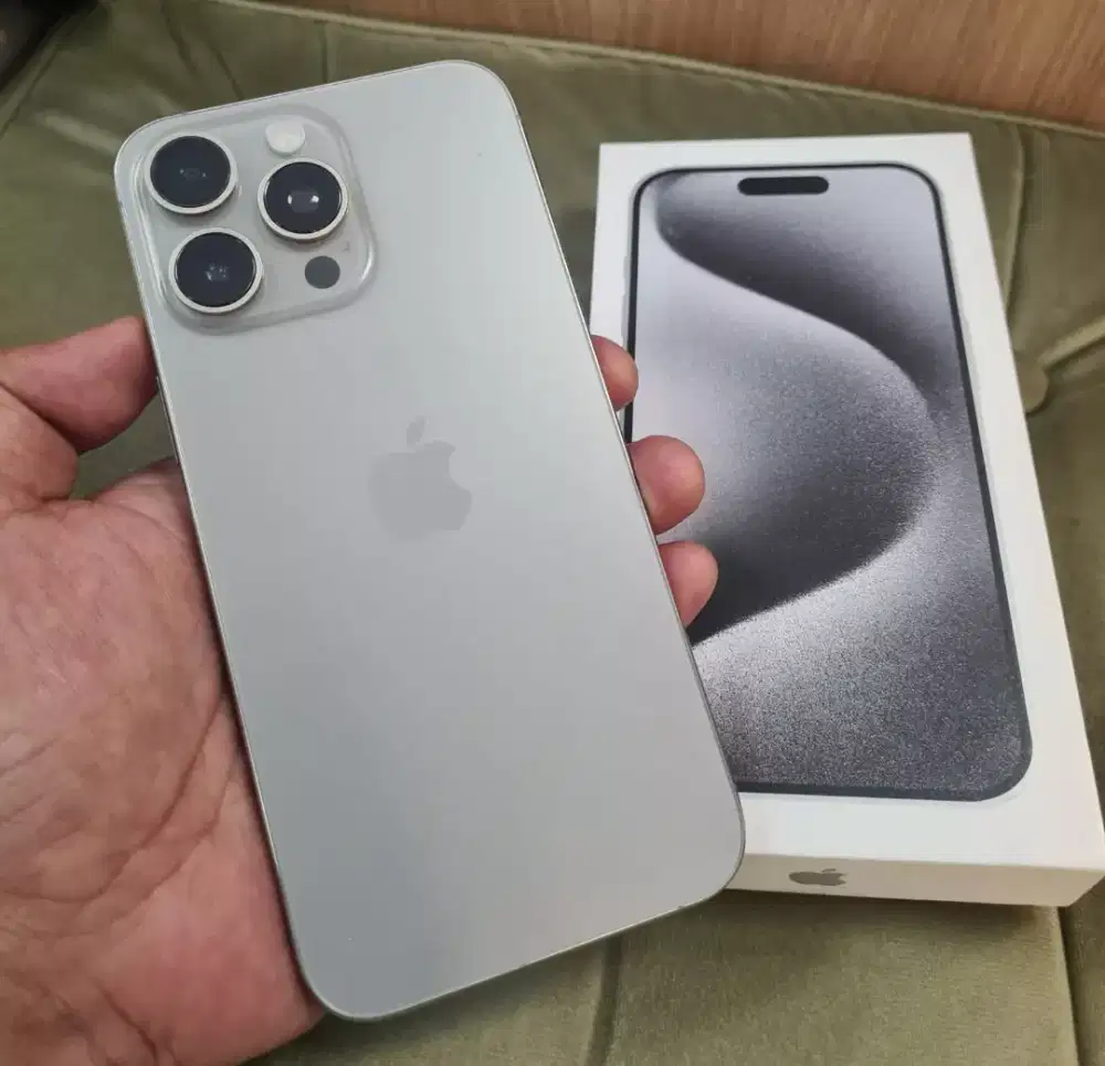 Iphone 15 promax 256gb fullset mulus