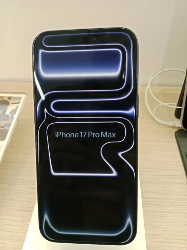 iPhone 17 Pro Max Navy