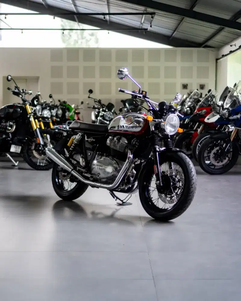 Royal Enfield Interceptor 650 Mark 2 Chrome 2022 Low odo 800km